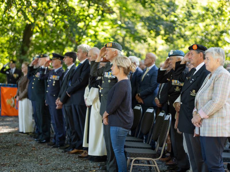 ../public/images/images/fotos/2023/Op Vleugels Der Vrijheid - 24 sept 2023 - 118.jpg